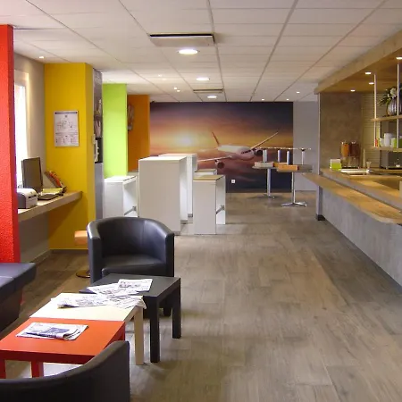 Hotel Ibis Budget Marseille Aeroport Provence 2*