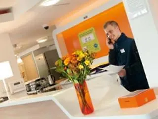 Ibis Budget Marseille Aeroport Provence Hotel 2*